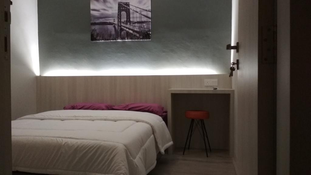 Hotel SleepRest - Plamo Garden Batam Exterior foto